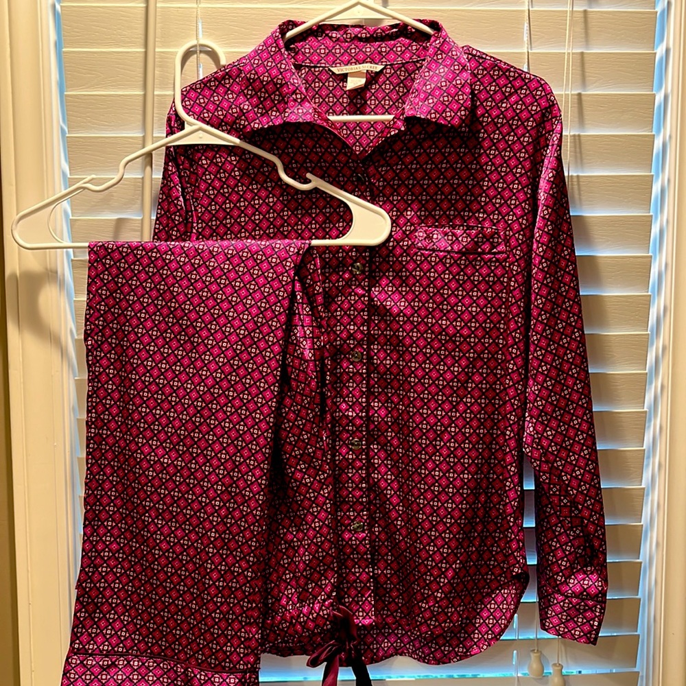 Victoria’s Secret satin pajama set.  Bright vibrant colors.  New w/o tags. Small